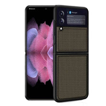 Laden Sie das Bild in den Galerie-Viewer, Slim Lightweight Carbon Fiber Case for Samsung Galaxy Z Flip 3 5G - Libiyi